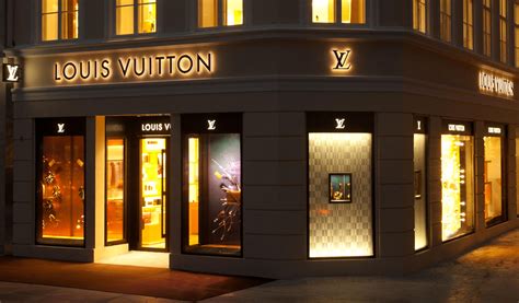 louis vuitton company.